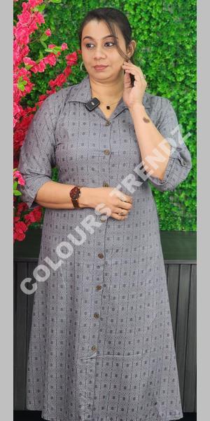 Pretty Grey Colored Partywear Embroidered Cotton Kurti-Pant Set